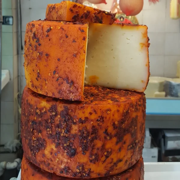 Calabrian Artisan Cheese at Calabria calabrian artisan cheese at ca 0 1750488477 - CERINCOFFEE